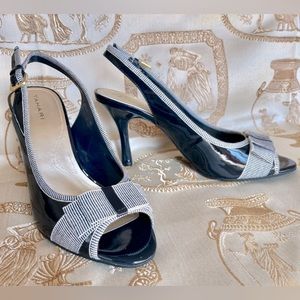 NWOT TAHARI Diane Navy/White Sling-back Peep Toe Pumps, 8 1/2M